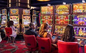 Sic Bo betting layout interface showing all bet types and payout ratios